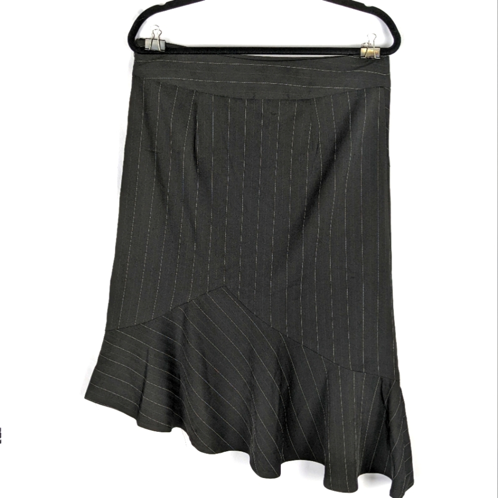 Bisou Bisou Pinstripe Black & White Asymmetrical Skirt sz 10